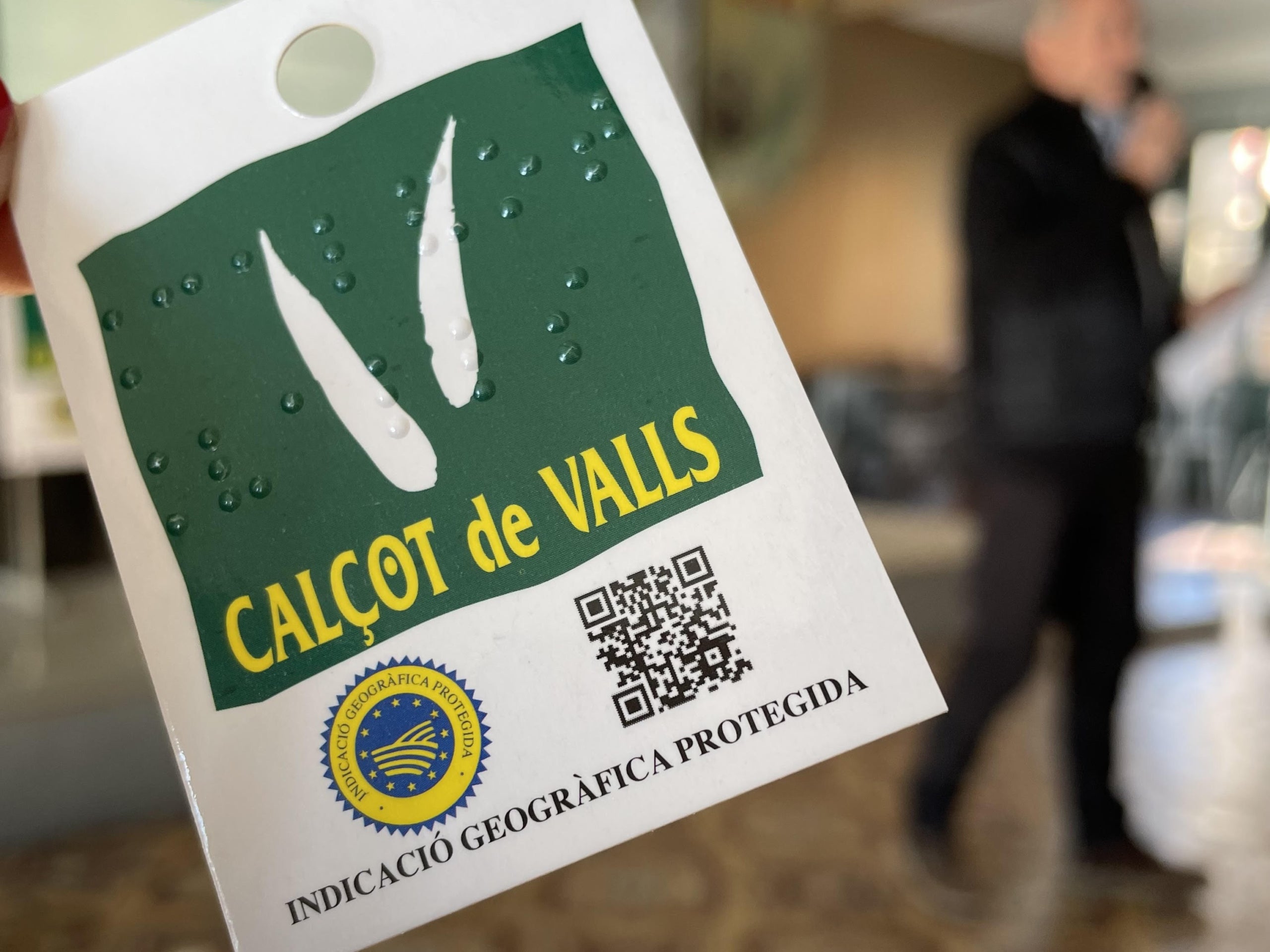 La IGP Calçot de Valls incorpora el sistema braille a les etiquetes | IGP Calçot de Valls