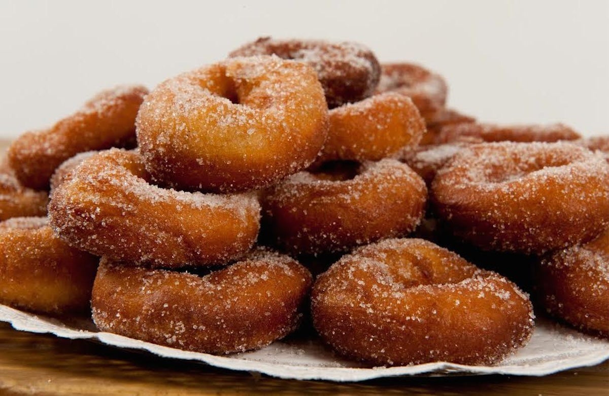 Els bunyols de l’Empordà elaborats en una pastisseria de Barcelona | Gremi de Pastisseria de Barcelona