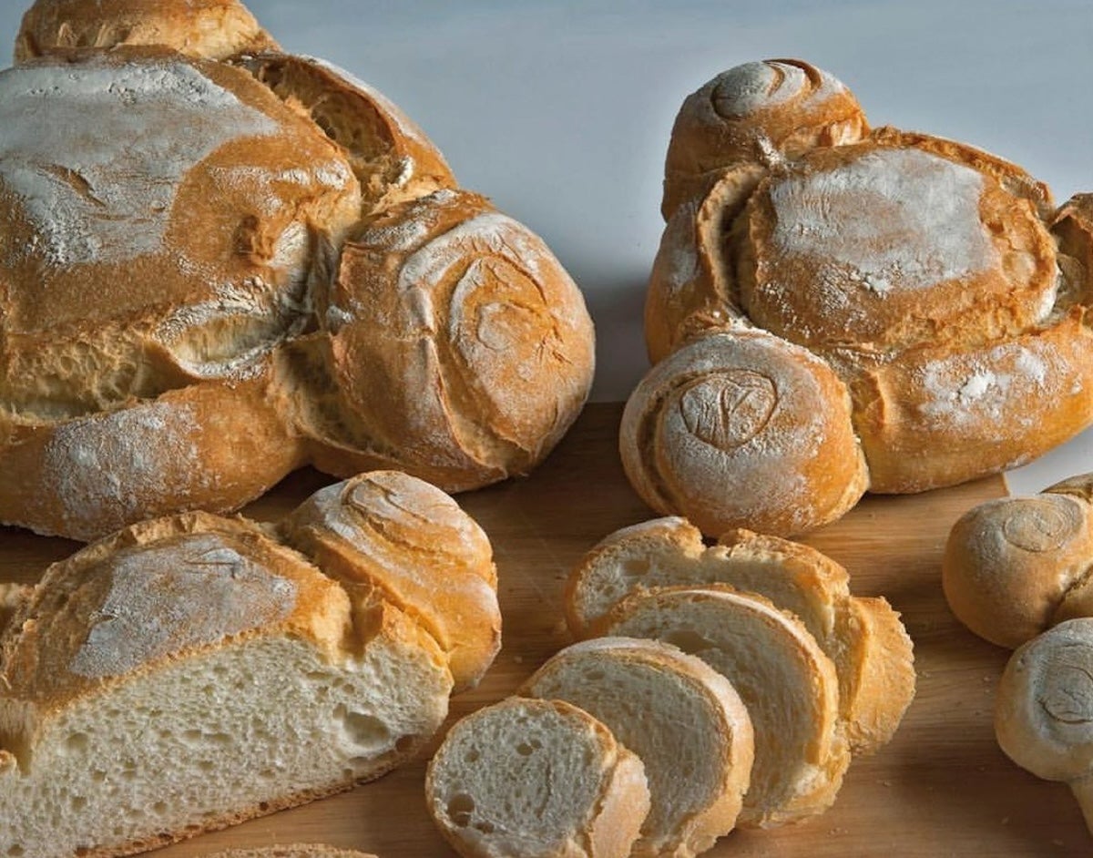 Diferents pans de tres crostons | Gremi gironí @flequersartesans