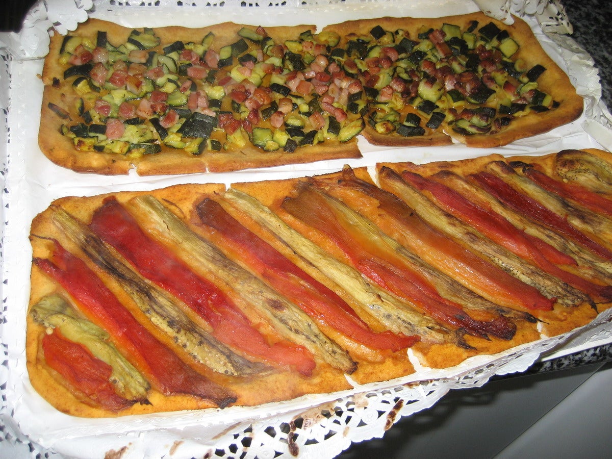 Dues coques amb verdures | Flickr Fotero