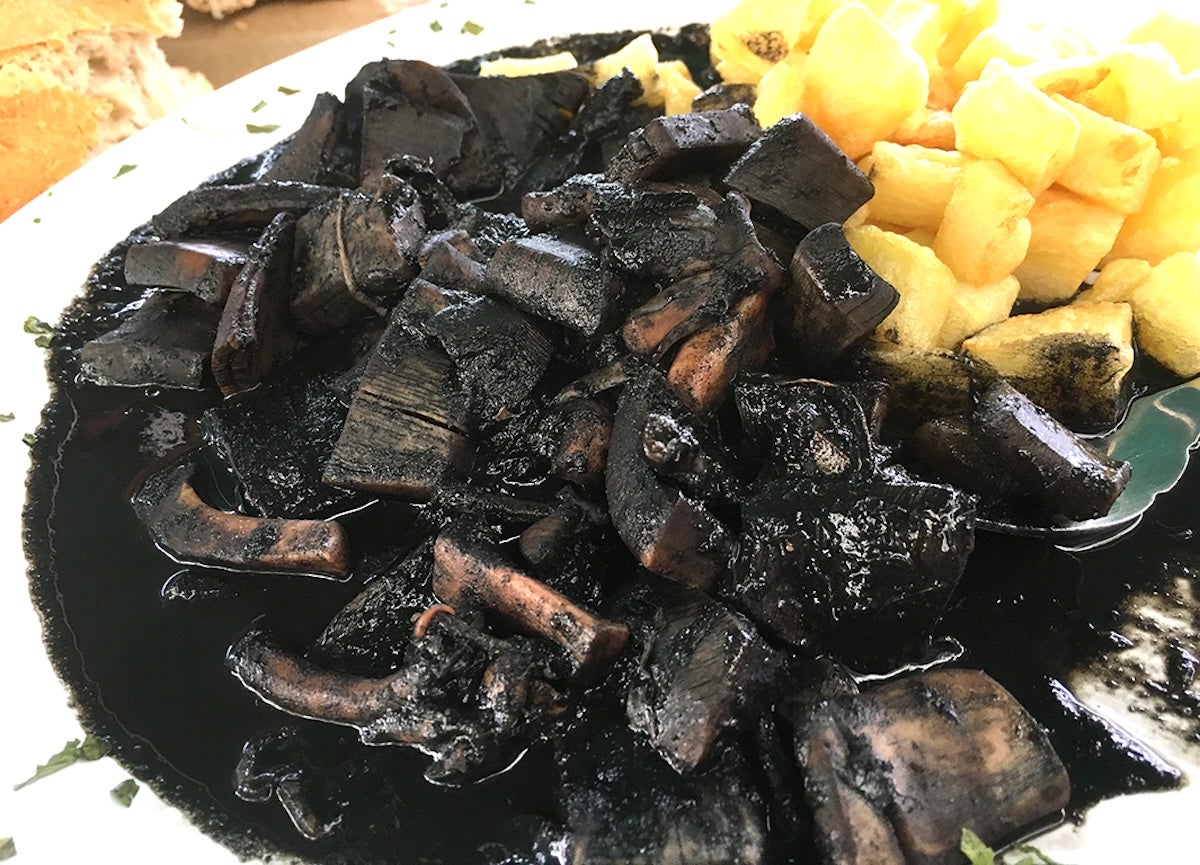 Calamars amb tinta | Viquipèdia